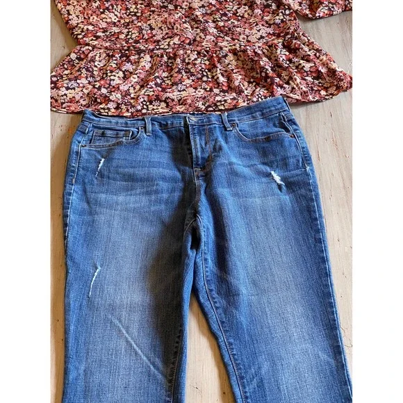 Old Navy Curvy Profile Mid-Rise Jeans Blue Distressed Stretch Denim Womens 12 - Picture 4 of 15